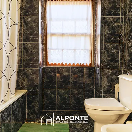 Casa Da Pedra By Alponte بيت للعطل